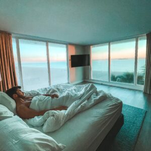 B Ocean Resort Fort Lauderdale Beach | Ocean and Wine: Unwind with B Ocean Resort's "Romance by the Sea" Package