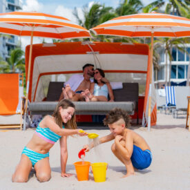 JAA03279 family beach sand toys day bed